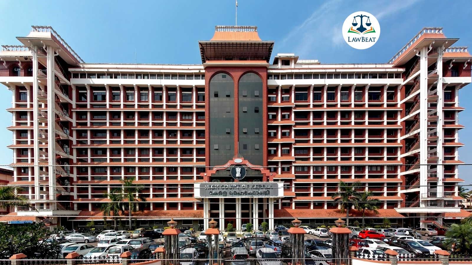 Disclosing Victim’s Identity Adds ‘Pepper to the Wound’ : Kerala HC Restricts Evidence Access To Accused in Sexual Assault Case Disclosing Victim’s Identity Adds ‘Pepper to the Wound’ : Kerala HC Restricts Evidence Access To Accused in Sexual Assault Case